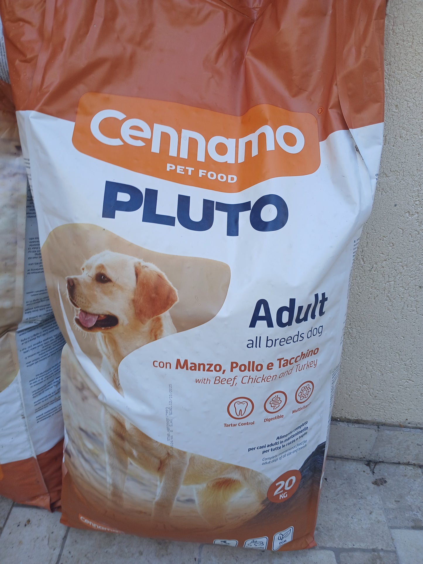Pluto 20 kg